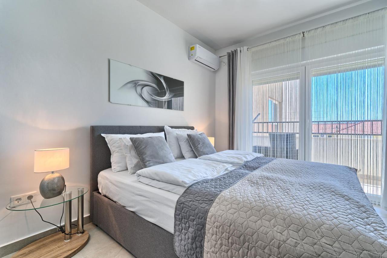 Modern Apartments With Sea View 150 Meters To Beach Kaštela 외부 사진
