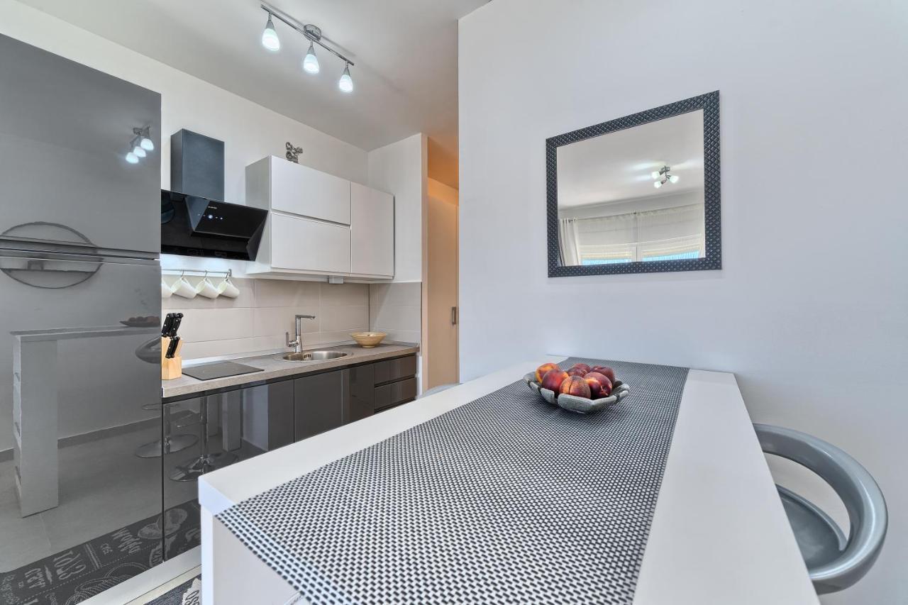 Modern Apartments With Sea View 150 Meters To Beach Kaštela 외부 사진
