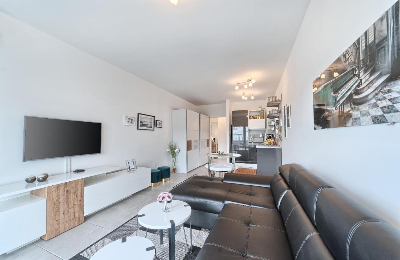 Modern Apartments With Sea View 150 Meters To Beach Kaštela 외부 사진