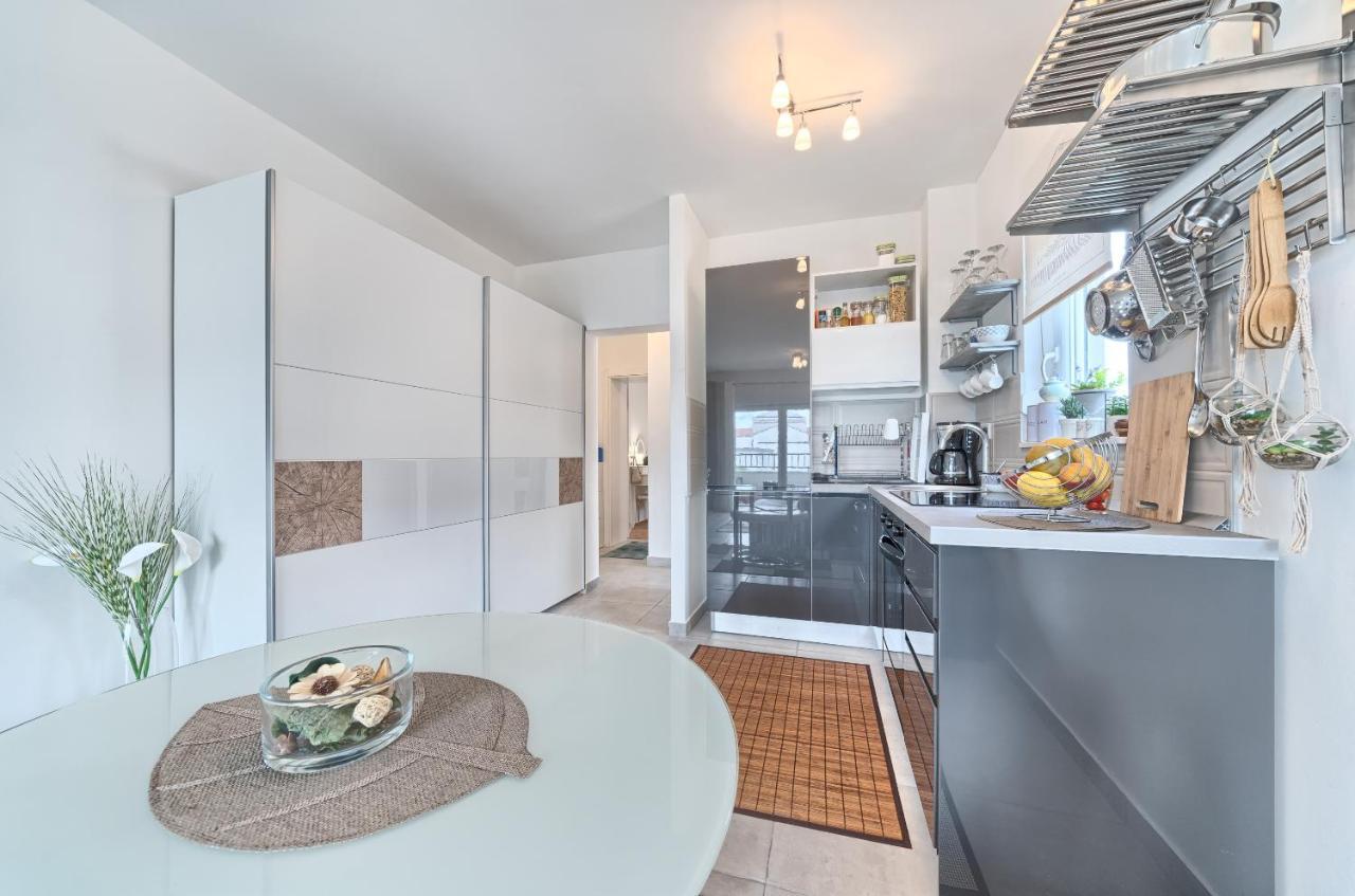 Modern Apartments With Sea View 150 Meters To Beach Kaštela 외부 사진